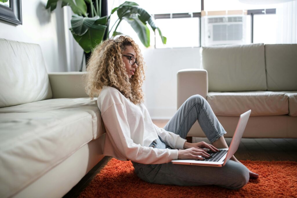 mujer freelancer